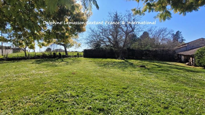 Image No.18-7 Bed House for sale