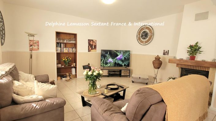 Image No.5-7 Bed House for sale