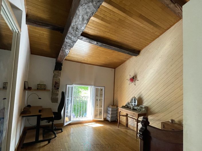 Image No.23-5 Bed Property for sale