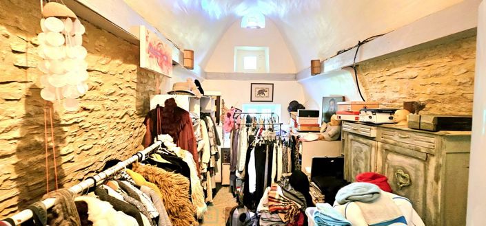 Image No.11-3 Bed House for sale