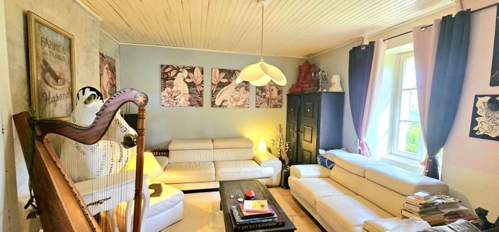 Image No.6-3 Bed House for sale