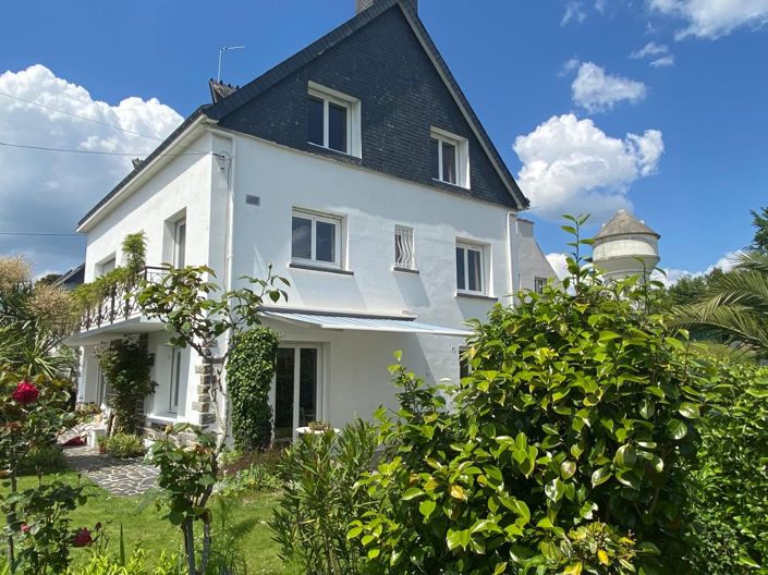 Image No.2-5 Bed Property for sale