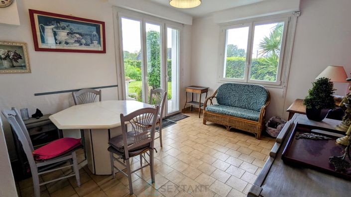 Image No.20-5 Bed Property for sale