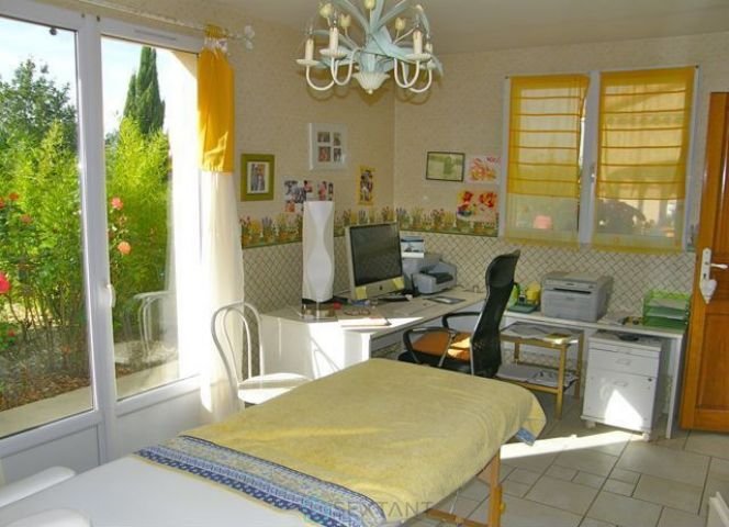 Image No.10-4 Bed Property for sale