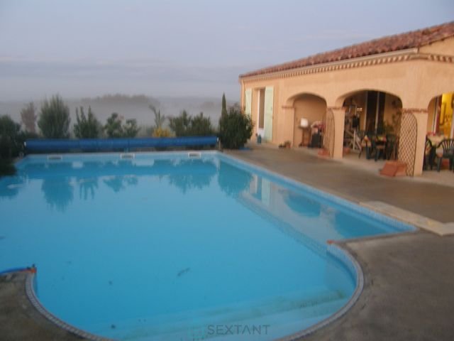 Image No.11-4 Bed Property for sale