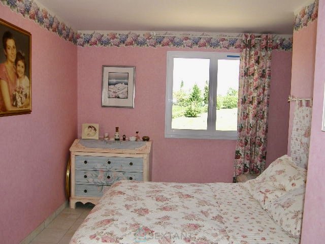 Image No.19-4 Bed Property for sale