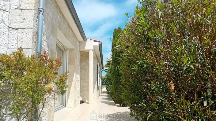 Image No.5-3 Bed Property for sale