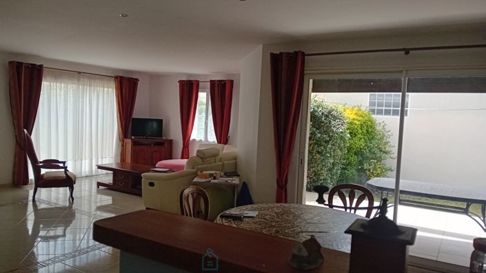 Image No.8-3 Bed Property for sale