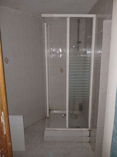 Image No.12-3 Bed Property for sale