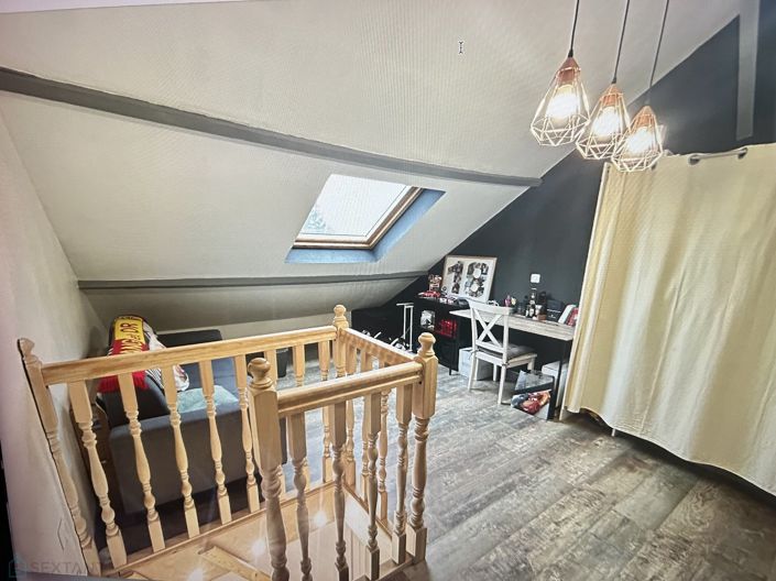 Image No.8-3 Bed House for sale