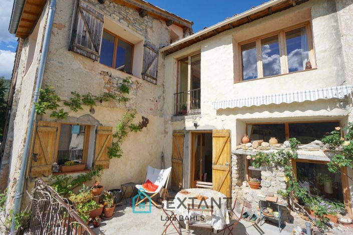 Image No.4-3 Bed Property for sale