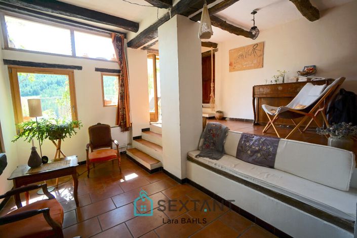 Image No.6-3 Bed Property for sale