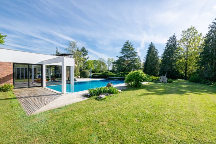 Image No.5-4 Bed Property for sale