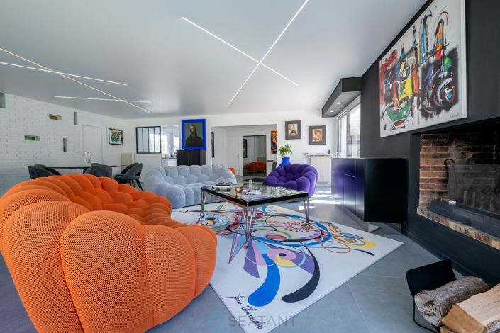 Image No.9-4 Bed Property for sale