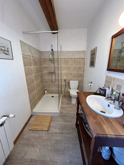 Image No.10-5 Bed Property for sale