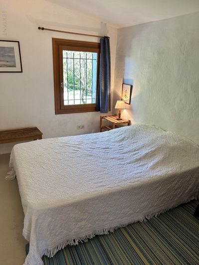 Image No.13-5 Bed Property for sale