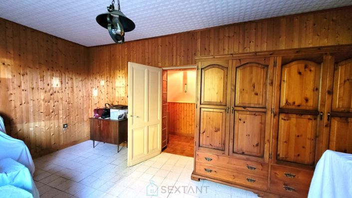 Image No.11-3 Bed House for sale