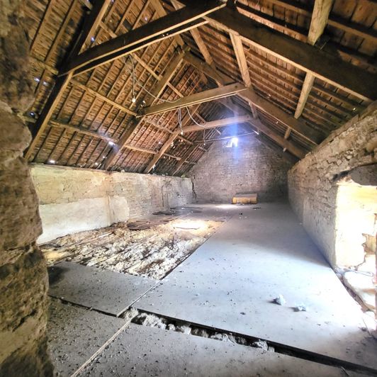 Image No.9-4 Bed Property for sale