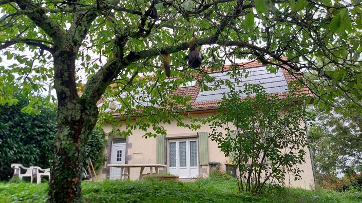 Image No.1-4 Bed Property for sale