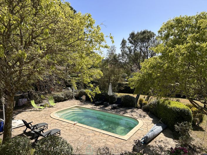 Image No.3-9 Bed Villa for sale