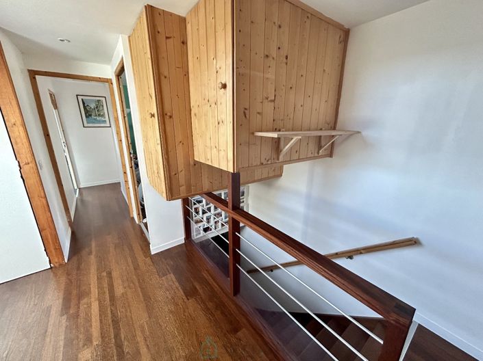 Image No.8-4 Bed Property for sale