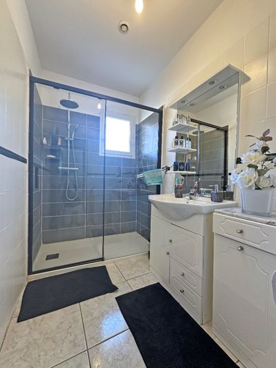 Image No.9-4 Bed Villa for sale