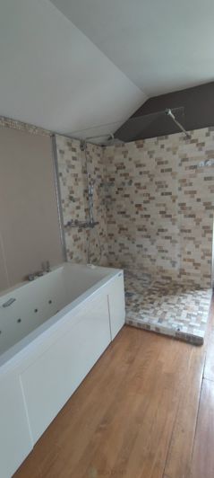 Image No.16-4 Bed Property for sale