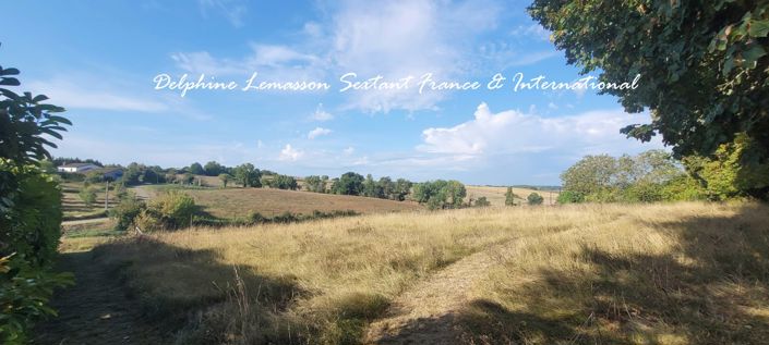 Image No.30-6 Bed Property for sale