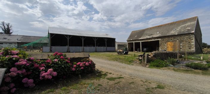 Image No.14-4 Bed Property for sale