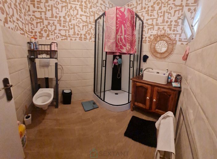 Image No.19-4 Bed Property for sale