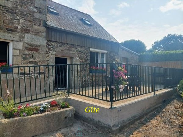 Image No.2-4 Bed Property for sale