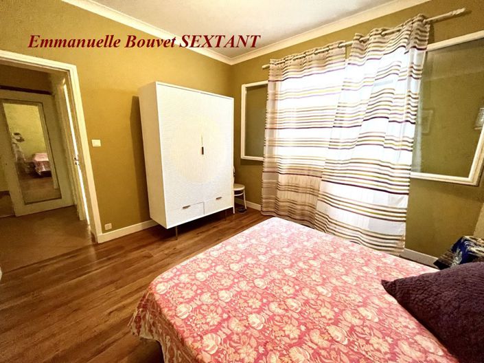 Image No.9-3 Bed Property for sale