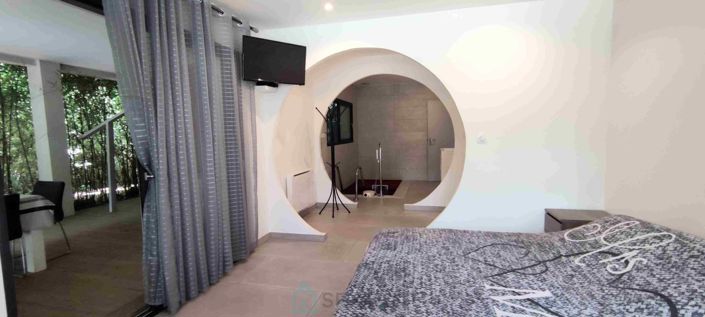 Image No.19-5 Bed Villa for sale