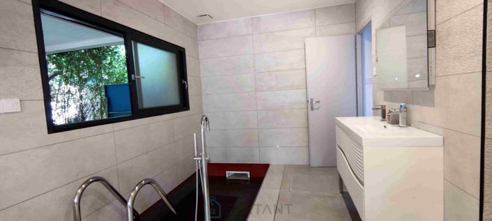 Image No.20-5 Bed Villa for sale