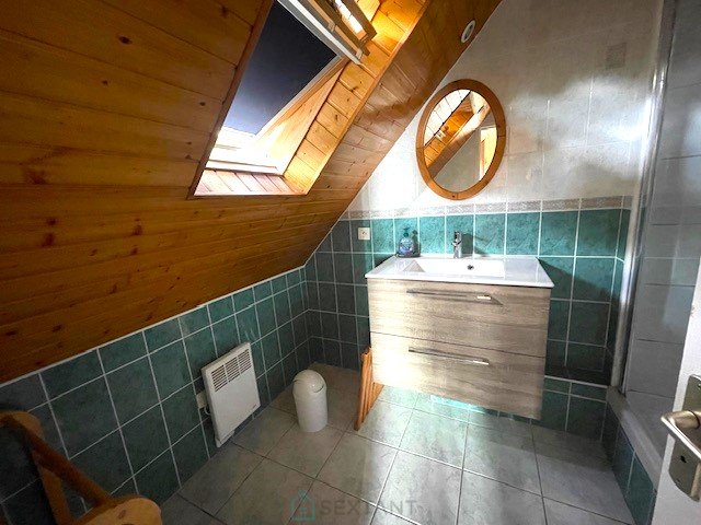 Image No.13-7 Bed Property for sale