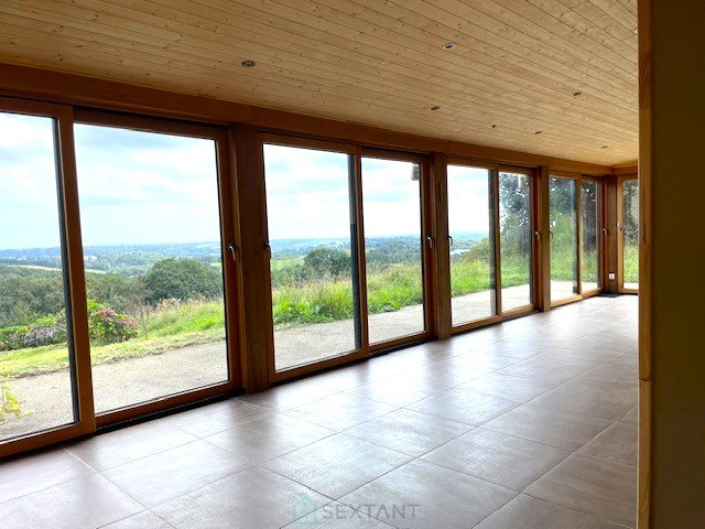 Image No.3-7 Bed Property for sale