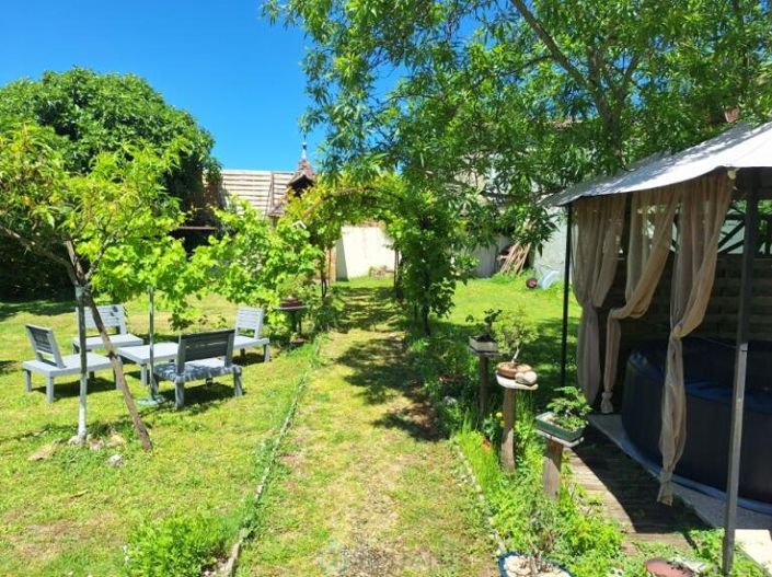 Image No.4-4 Bed Property for sale