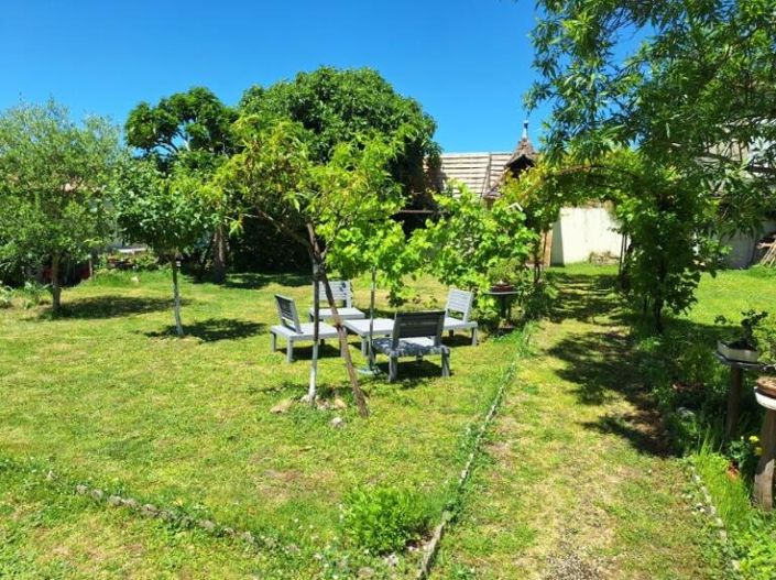 Image No.5-4 Bed Property for sale