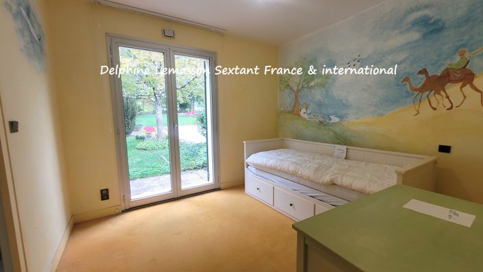 Image No.22-3 Bed Property for sale