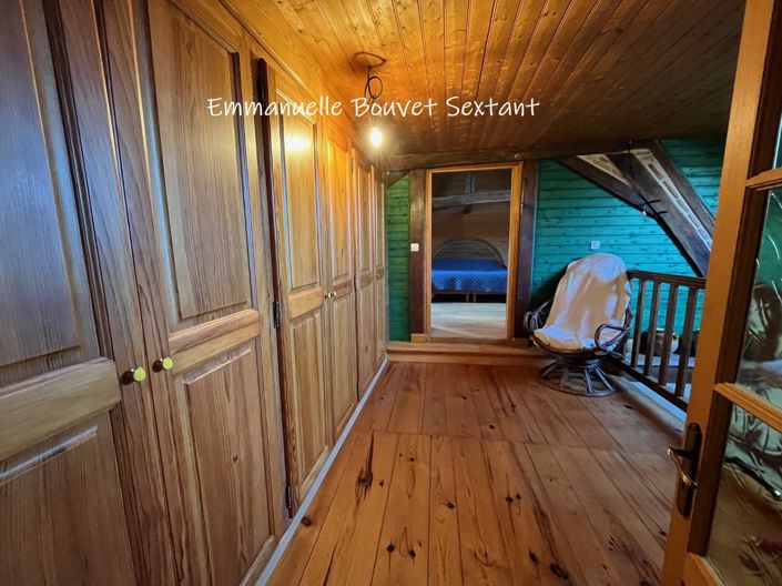 Image No.13-4 Bed Property for sale