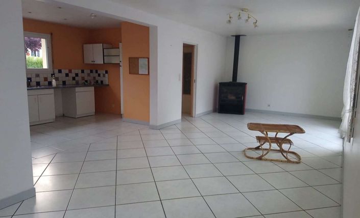 Image No.2-3 Bed House for sale