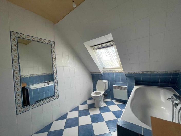 Image No.8-3 Bed House for sale