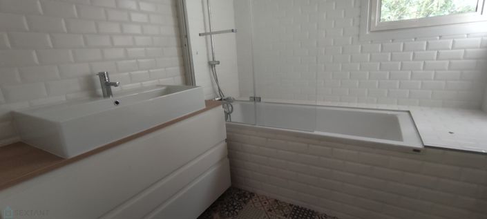 Image No.13-5 Bed House for sale