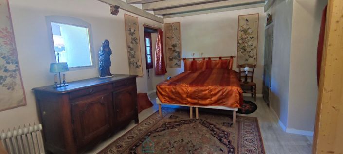 Image No.11-4 Bed Property for sale