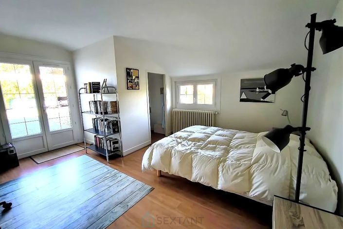 Image No.13-2 Bed House for sale