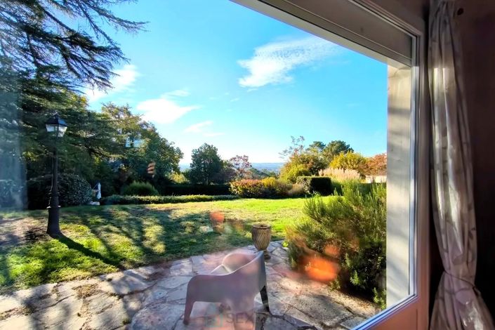 Image No.10-2 Bed House for sale