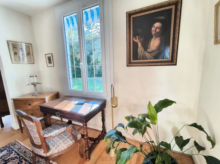 Image No.9-2 Bed House for sale