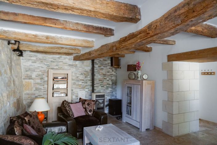 Image No.13-3 Bed Property for sale