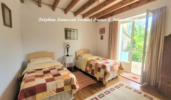 Image No.14-4 Bed Property for sale