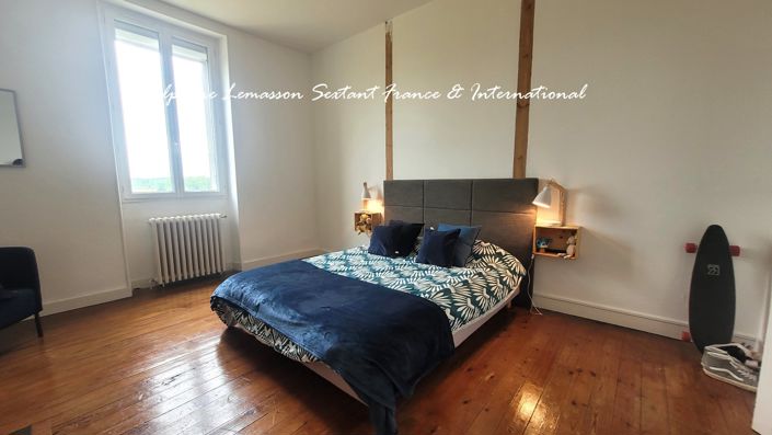 Image No.13-8 Bed Property for sale